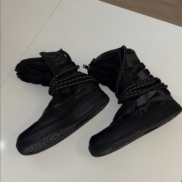 Nike Black High-Top Athletic Shoes - Picture 7 of 9